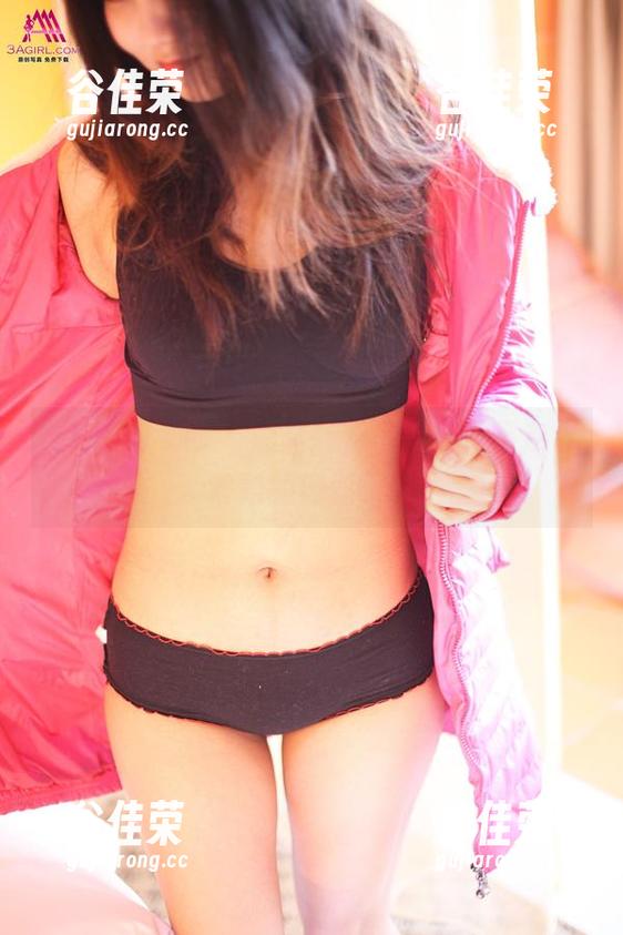 3Agirl女郎-晨晨 3Agirl女郎 - 晨晨最新写真集:不走寻常路的肉丝天才