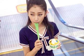 当爱丝撞上维修工：网盘里的隐秘合集！