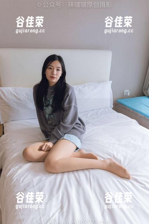 BoBoSocks袜啵啵-果果 BoBoSocks袜啵啵 - 果果的图集——居然有两双高跟鞋?更新的视觉体验