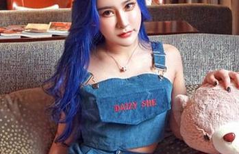 Feilin嗲囡囡 – 私拍大揭晓！欣欣Rubybaby的作品纯白得让我想起了那个咖啡杯，尤其是奶泡！