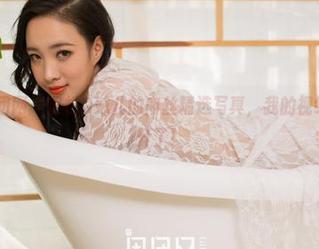 GIRLT果团网 – 蜜桃Q妹儿的肉丝精选写真，我的视线根本挪不开了！