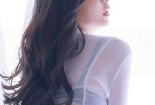 办公室福利大放送！Habin夏彬(하빈)的VVVIP图集让你重新认识‘工作’。
