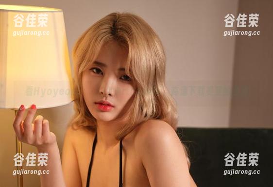 看Hyoyeon(김효연)的ArtGravia，高清下载妥妥的选项