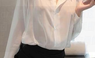 MFStar模范学院 – 卤蛋luna这次不仅仅是“卤”，还带上了兔女郎美图，快来下载，反正要占用你手机空间的！