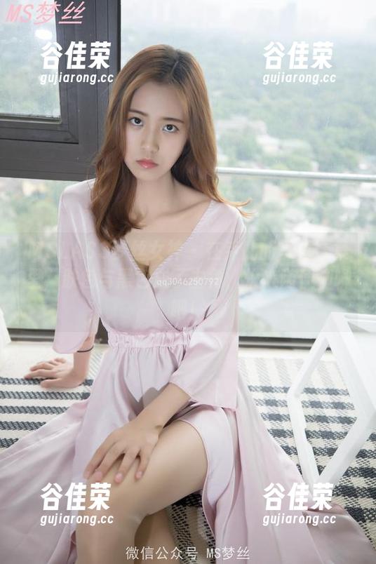 MSLASS梦丝女神 - 在乔儿的写真合集里，肤色与黑色成了主角，快来随便聊聊吧！
