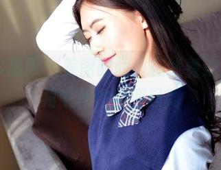 PANS摄影 – 美图时间，在线看汐汐在白裙中任性翩翩起舞