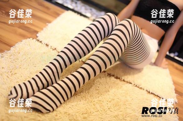 ROSI 免费热辣毛衣图集,ROSI帮你驱走寒意