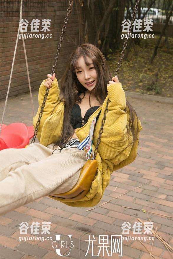 UGirls尤果网 - 抢先看！孟思雨的皮衣写真更新，个性不被框住的最佳证明。