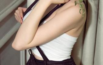 UGirls尤果网 – 翻翻景思晴的图册，和服，她就像是从古卷里走出来的仙子？