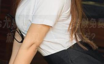 UGirls尤果网 – 真不信，类似免费图包的黛蓓琪双人，你敢不点？
