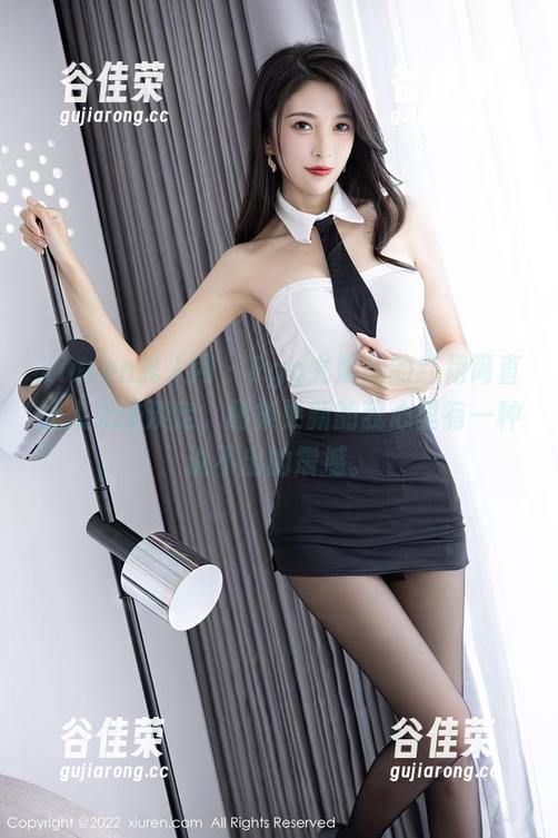 Xiuren秀人网-Egg尤妮丝 Xiuren秀人网 - Egg尤妮丝的红裙简直让人无法淡定,图集更新的我心里有一种说不出的震撼。