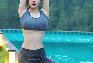 Xiuren秀人网 – nancy小姿和她的户外高清写真，引得树叶也想搬到镜头前拍一张。