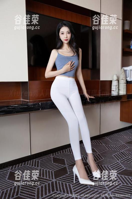 Xiuren秀人网-大琪琪Emily Xiuren秀人网 - 这就是大琪琪Emily的粉色写真全集?感觉被甜腻到飞起来了!