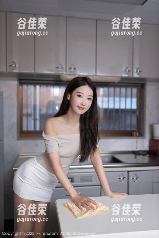 Xiuren秀人网 - 私房里也能运动？大白兔吖的原图真是出乎意料