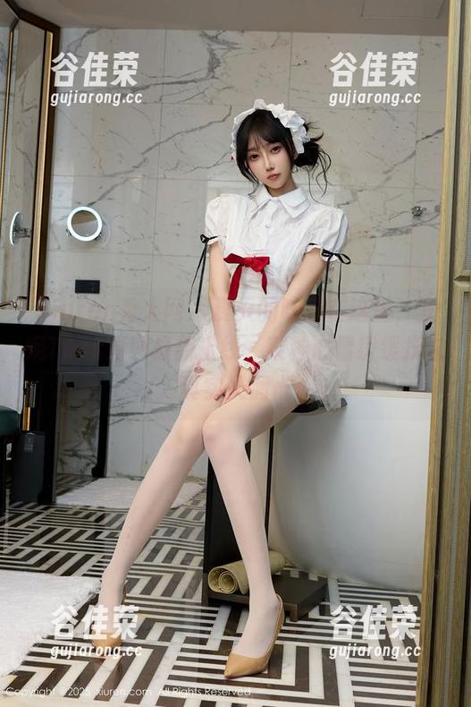 Xiuren秀人网-安妮Tess Xiuren秀人网 - 夏天的味道在这里,安妮Tess原图最新上线,某种心情缓缓抚过,真实又惆怅。