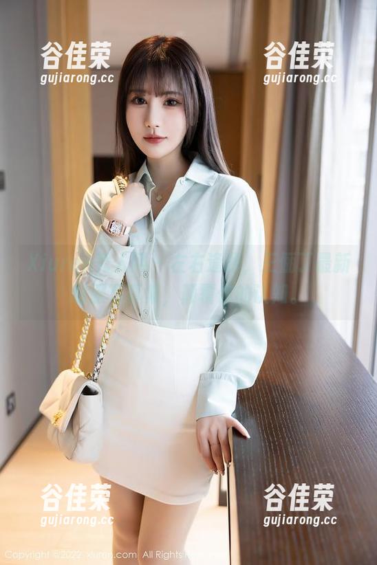 Xiuren秀人网-王俪丁 Xiuren秀人网 - 左右逢源,王俪丁最新制服写真集,颠覆你的认知。