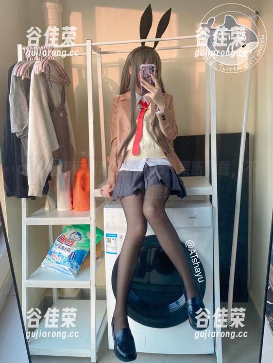 at鲨鱼增添情趣的小背心，果断下载，不后悔的浪漫！