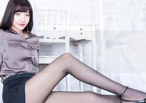 beautyleg – 精选套图：Celia的“秘书”角色，轻声细语，却又不乏魅力