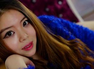 pans – 妮妮的兔女郎大作战：美图与资源，你来我往的默契翻转。