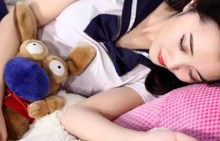 partycat轰趴猫 – Ellie艾栗栗黑白图集，最新的沉默与叛逆交锋