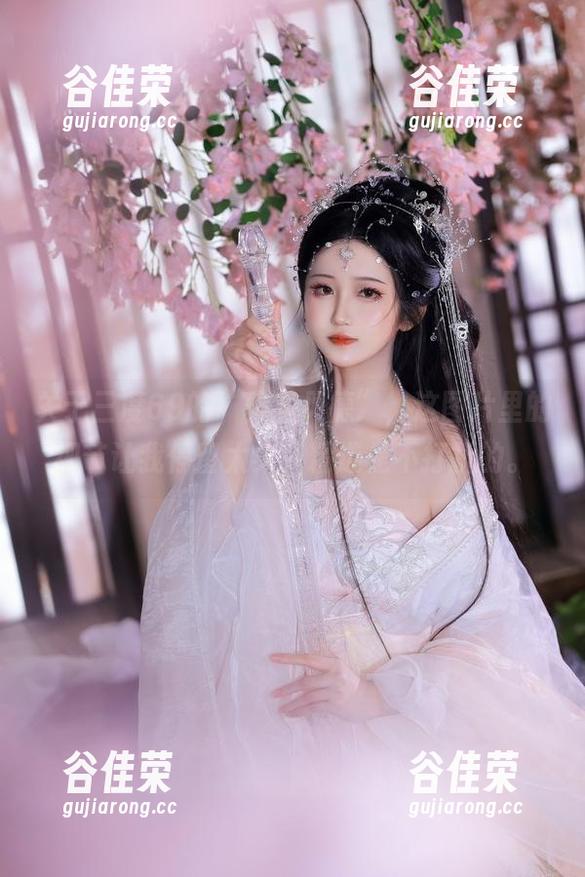 三度69 关于三度69的“雅儿贝德”,这图片里的细节让我停留太久,精选是不打折的。