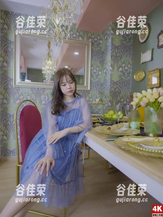丽柜-yuleba 丽柜 - 这次更新是个亮点!yuleba裸足写真,不点开你可就亏大了!