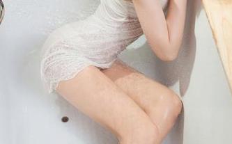 丽柜 – 这里有轩轩的内衣私拍，前方高能美图预警！