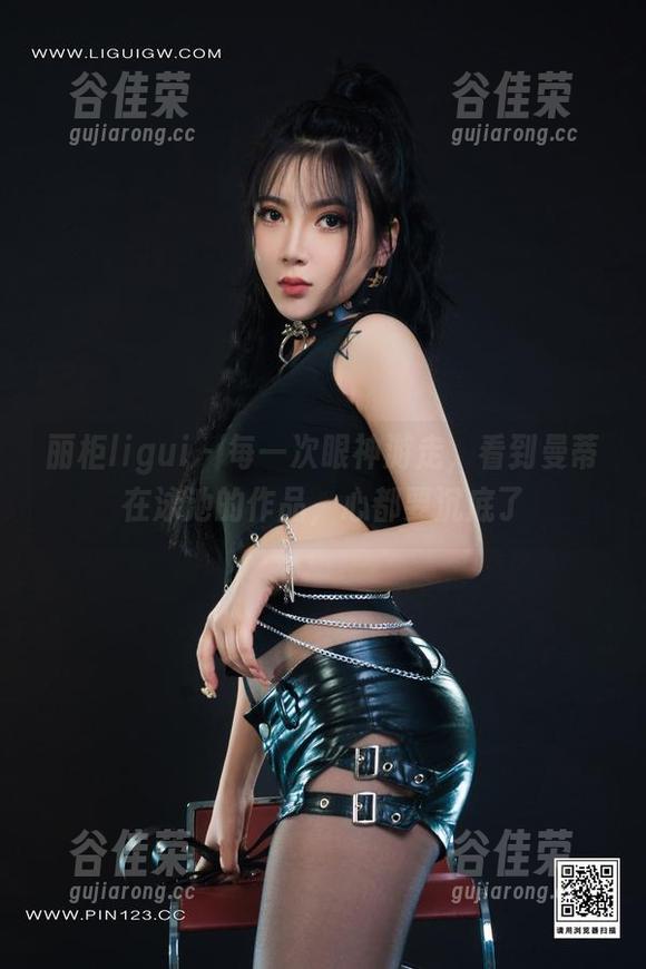 丽柜ligui-曼蒂 丽柜ligui - 每一次眼神游走,看到曼蒂在泳池的作品,心都要沉底了