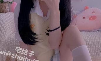 二阶堂宅绘子的秘书系列，你不看不行。每幅图片都像在讲一个小段子呢！