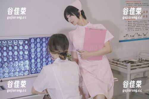 云溪溪 云溪溪的日系百合私拍,原图里的色彩让我想回到夏天……