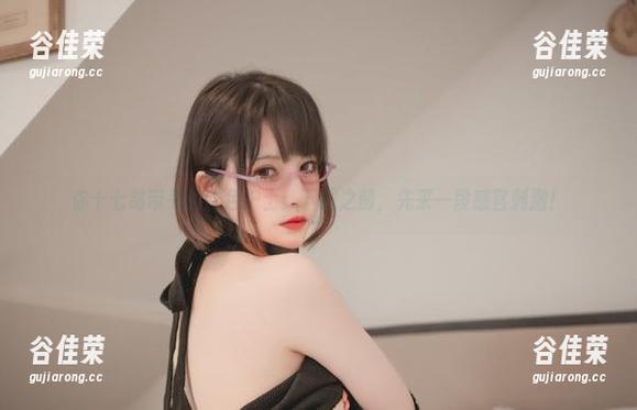 你十七鸽 你十七鸽带来的灰色护士:下载之前,先来一段感官刺激!