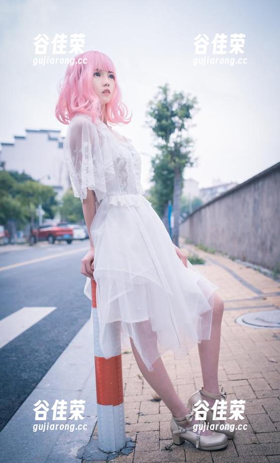 你的负卿滑入礼服美梦，私拍套图记