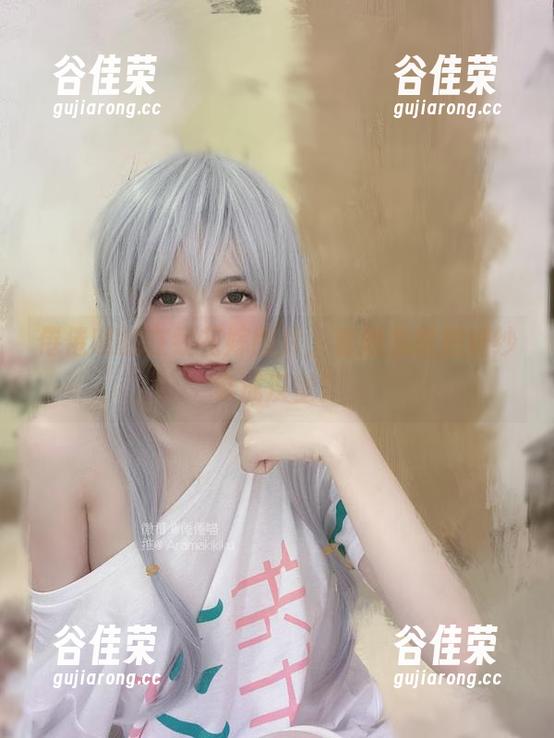 倦倦喵的在线花嫁图片，看她怎样把婚纱穿成汉堡！