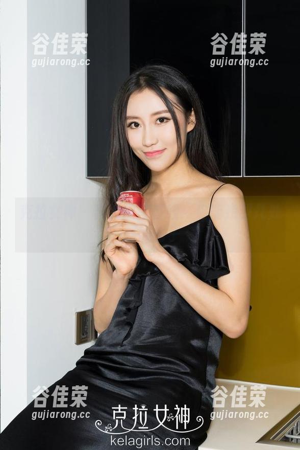 克拉女神-高子琁 克拉女神 - 套装原图在线:你能找到几处不一样的高子琁?