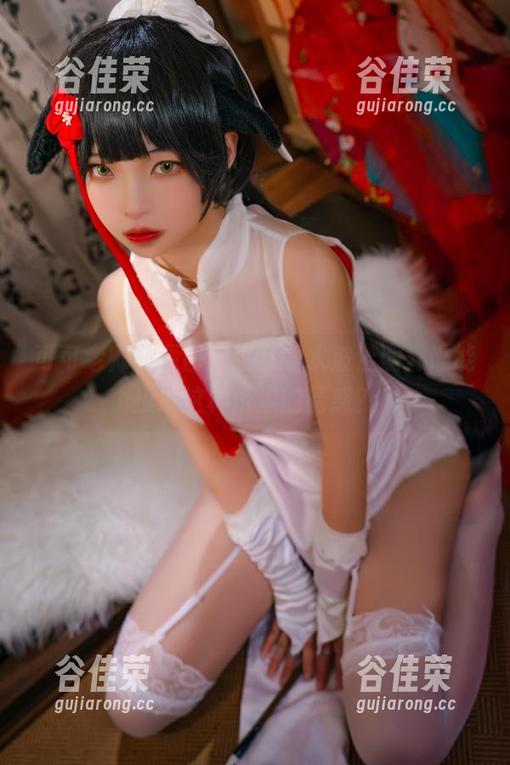 可可老师的原图：巫女的水波涟漪，谁能拒绝这种洗澡的诱惑？