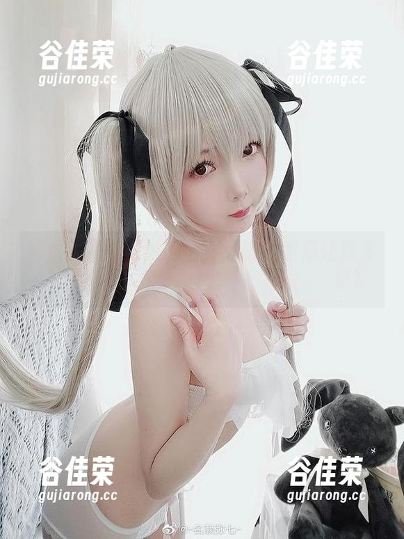 翻看名赖弥七的图集，透明原图总让我多想几遍