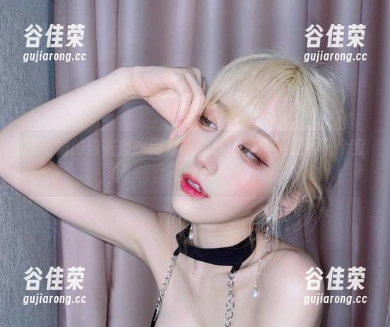 啾小妍的内衣秀：网盘里的丝滑梦境，赶紧取个宝贝吧！