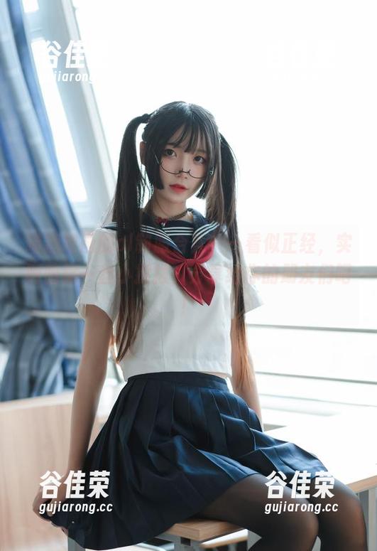 喵糖映画 喵糖映画的ol制服合集——看似正经,实则暗藏一丝小撩拨,分享给你的朋友们吧!