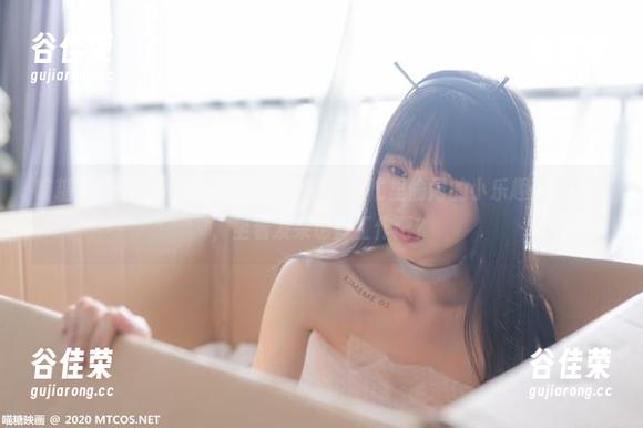 喵糖映画 喵糖映画中的居家OL图集,分享在家忙里偷闲的小乐趣,有时候,坐着发呆也算工作吧?