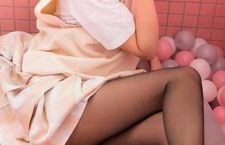 嗲囡囡 – 观看Sugar梁莹的礼服作品后，我决定：每天都要打扮成公主，虽然没地方去。