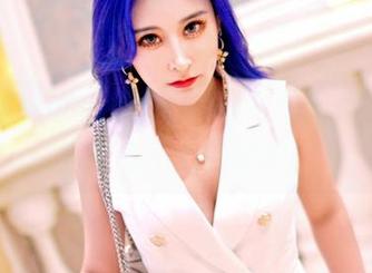 嗲囡囡 – 被李梓熙的蕾丝牢牢圈住，别致的壁纸不想换掉啊！