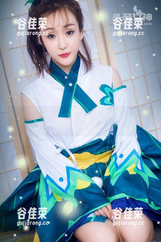 头条女神-张蓝欣 头条女神 - 看!张蓝欣全集里的女仆细节,不只是一身衣服而已