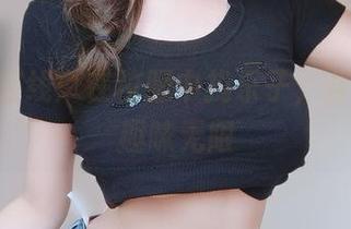 女主K在线：在校服中找乐子，合集里的趣味无限
