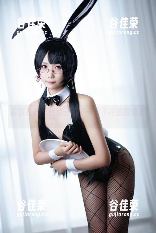 嫣嫣子 高清女孩,嫣嫣子添了一点不经意的俏皮。