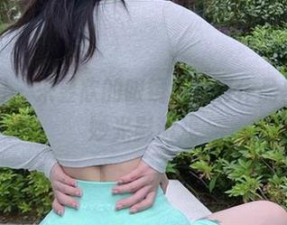 微密圈 – 宋昱欣的眼镜，写真作品里的绝妙光影游戏