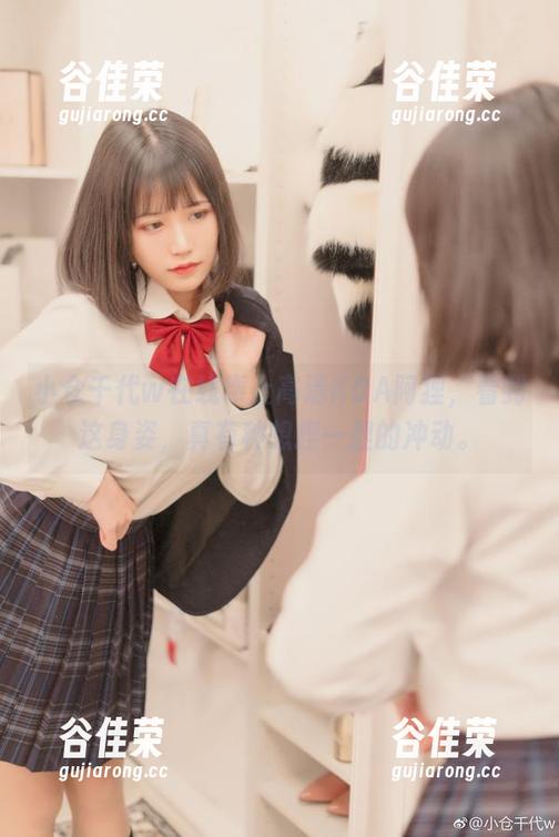 小仓千代w 小仓千代w在线奉上高清KDA阿狸,看到这身姿,真有种想捏一捏的冲动。