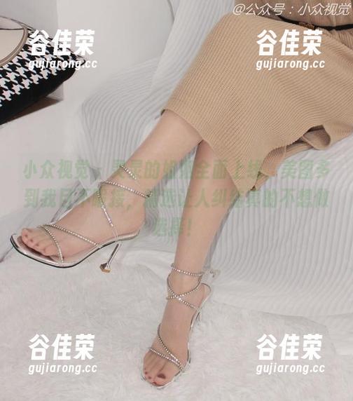 小众视觉-灵灵 小众视觉 - 灵灵的姐姐全面上线,美图多到我目不暇接,精选让人纠结真的不想做选择!