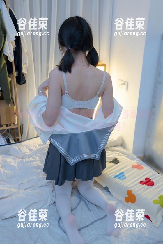 少女秩序-千澄 少女秩序 - 千澄泳装定制图集:当身材比气温还热,你能忍得住吗?