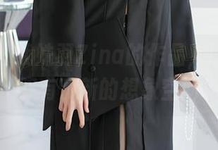 尤蜜荟 – 战姝羽Zina的作品，让我对礼服有了新的想象空间