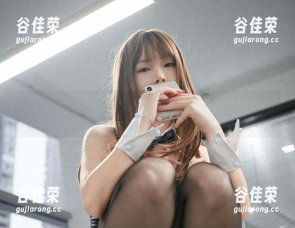巧克力小圆面包 趁热打铁,巧克力小圆面包最新写真集,轻纱幔帐中埋藏的小秘密…